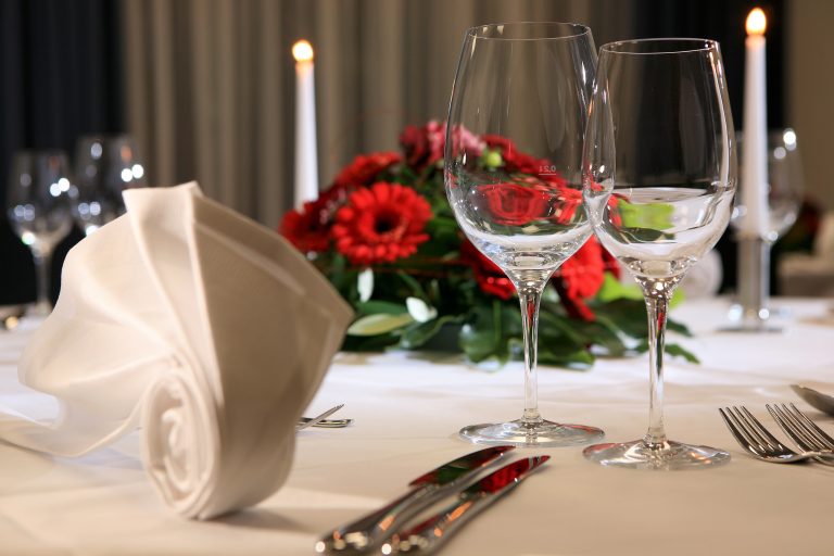 Hosting a Restaurant Dinner as the Organiser